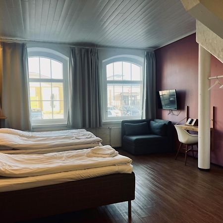 Hotel Sleep At Раума Экстерьер фото